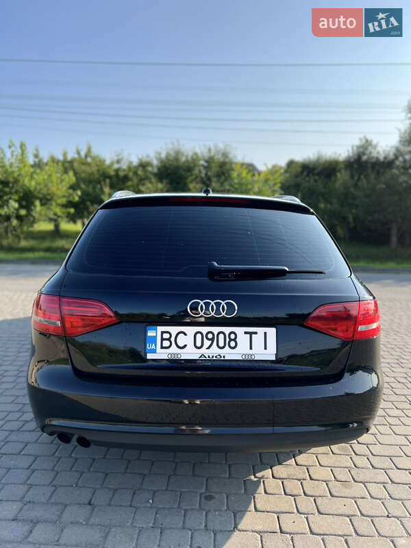 Универсал Audi A4 2012 в Львове