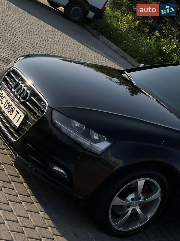 Универсал Audi A4 2012 в Львове