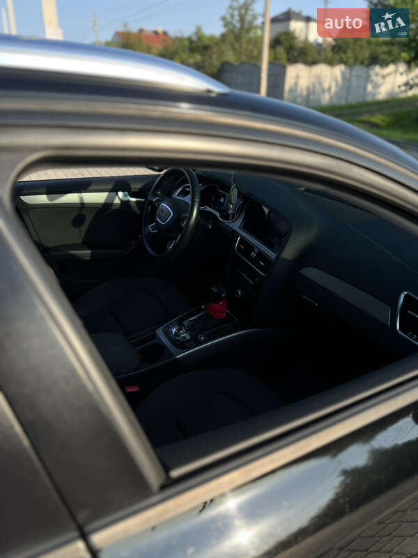 Универсал Audi A4 2012 в Львове