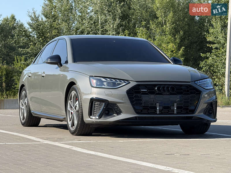 Седан Audi A4 2023 в Киеве