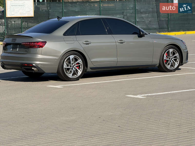 Седан Audi A4 2023 в Киеве
