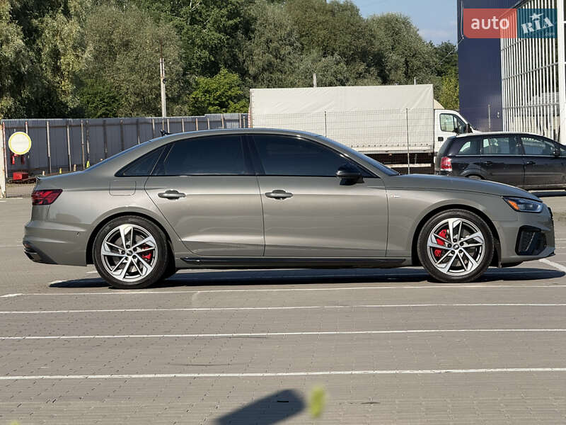 Седан Audi A4 2023 в Киеве
