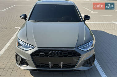 Седан Audi A4 2023 в 