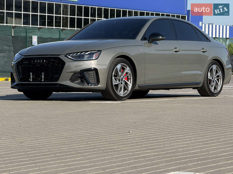 Седан Audi A4 2023 в Киеве