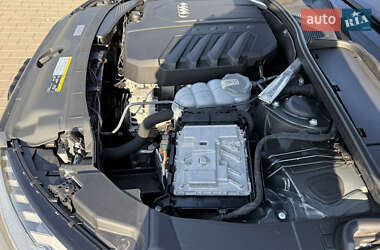 Седан Audi A4 2023 в 