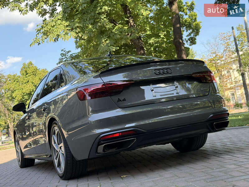 Седан Audi A4 2023 в Киеве