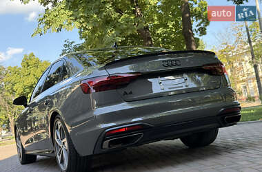 Седан Audi A4 2023 в 
