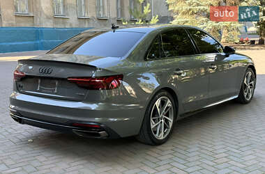 Седан Audi A4 2023 в 
