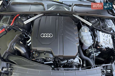 Седан Audi A4 2023 в 