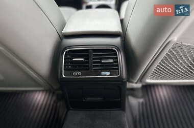 Седан Audi A4 2012 в 
