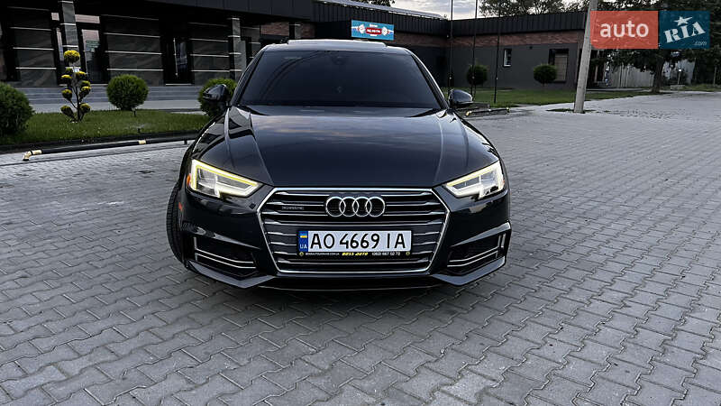 Седан Audi A4 2017 в Виноградове