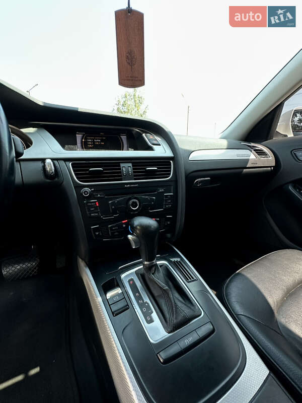 Седан Audi A4 2011 в Александрие фото 12 Седан Audi A4 2011 в Александрие