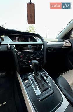 Седан Audi A4 2011 в 