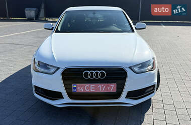 Седан Audi A4 2015 в 