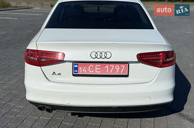 Седан Audi A4 2015 в 