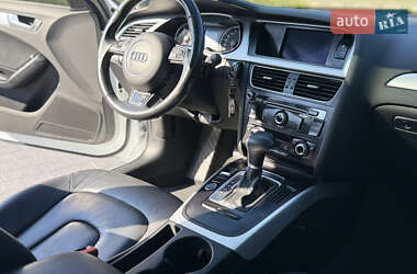 Седан Audi A4 2015 в 