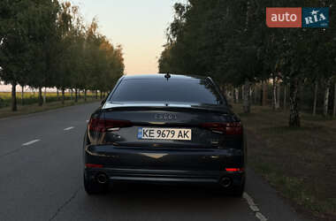 Седан Audi A4 2017 в 