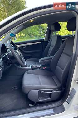 Седан Audi A4 2006 в 