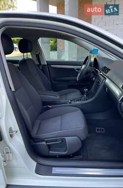 Седан Audi A4 2006 в 
