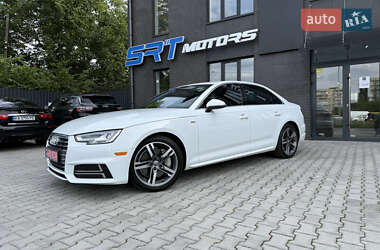 Седан Audi A4 2018 в 