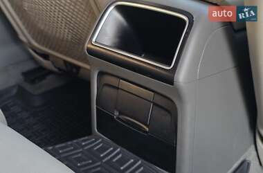 Седан Audi A4 2010 в 