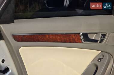Седан Audi A4 2010 в 
