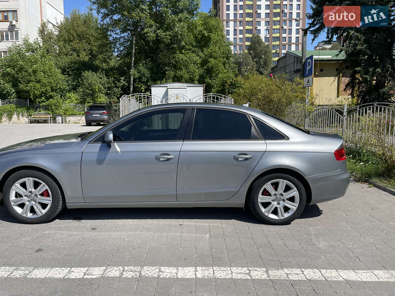 Седан Audi A4 2009 в Тернополе