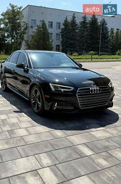 Седан Audi A4 2016 в Переяславі
