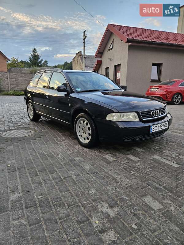 Универсал Audi A4 2000 в Львове