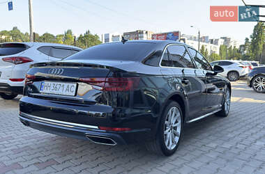 Седан Audi A4 2019 в 