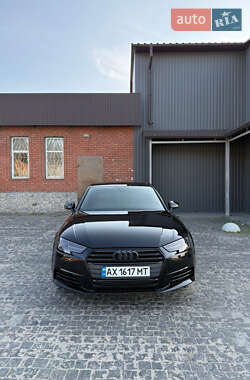 Седан Audi A4 2015 в 