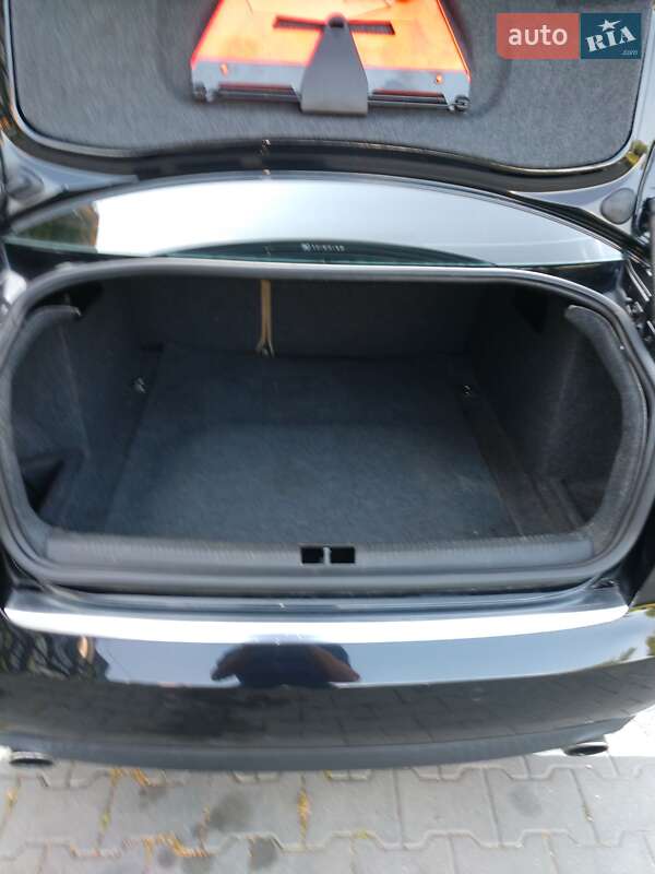 Седан Audi A4 2005 в Хмельницком