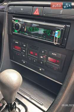 Седан Audi A4 2002 в 