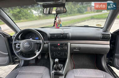 Универсал Audi A4 2000 в 