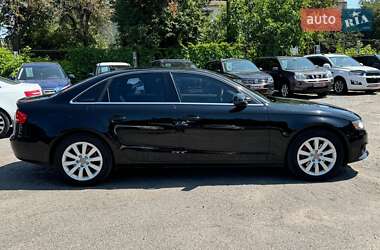 Седан Audi A4 2012 в 