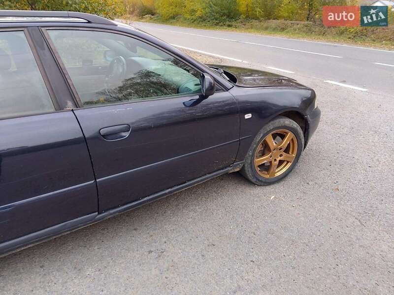 Универсал Audi A4 1999 в Черновцах
