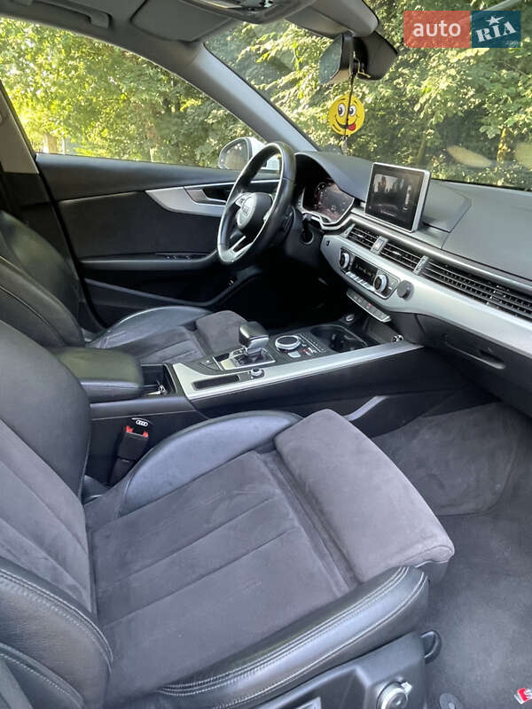 Универсал Audi A4 2017 в Черновцах
