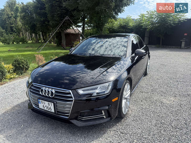 Седан Audi A4 2018 в 