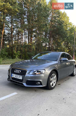 Седан Audi A4 2011 в 