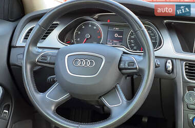 Седан Audi A4 2012 в 
