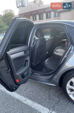 Седан Audi A4 2013 в 