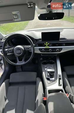 Универсал Audi A4 2017 в 