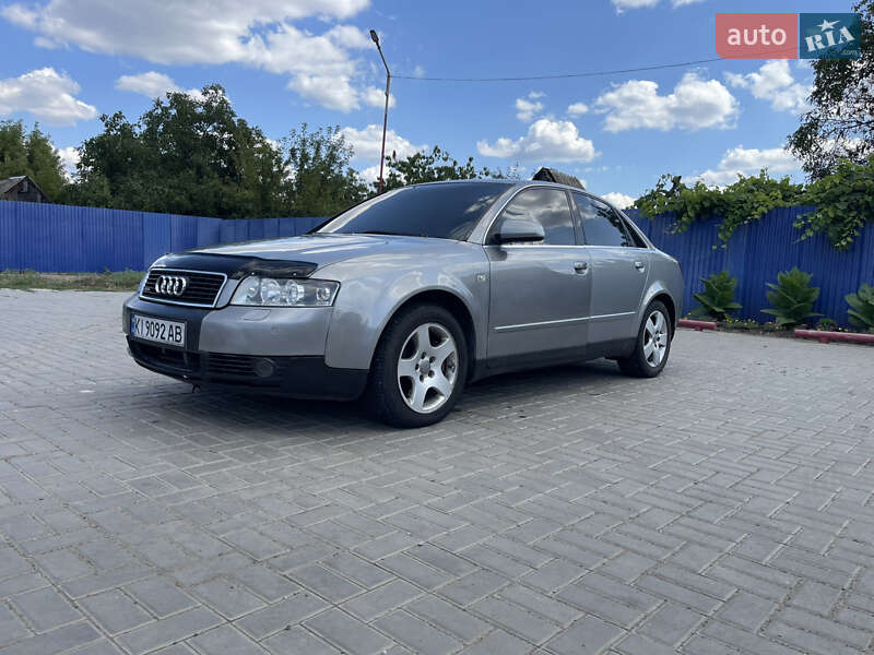 Седан Audi A4 2001 в Краматорске