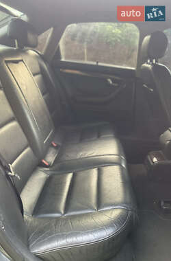 Седан Audi A4 2001 в 