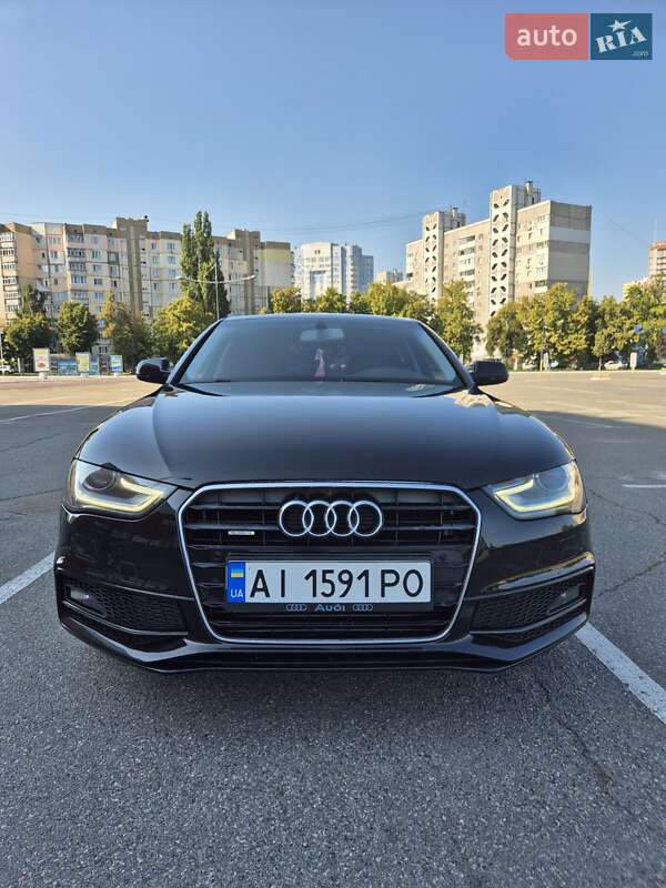 Седан Audi A4 2015 в 