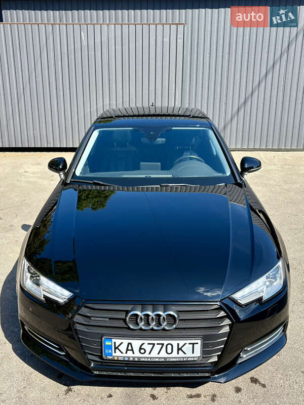 Седан Audi A4 2015 в 