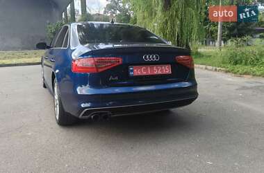 Седан Audi A4 2016 в 