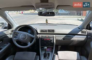 Седан Audi A4 2001 в 