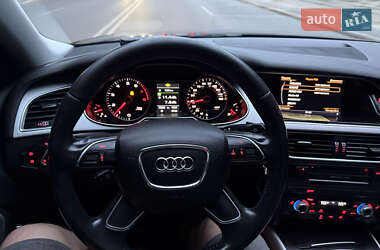 Седан Audi A4 2015 в 