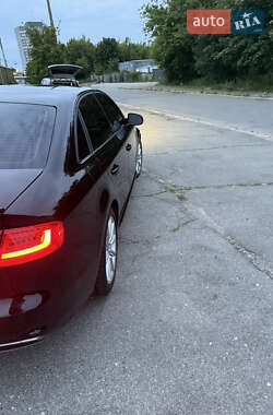 Седан Audi A4 2015 в 